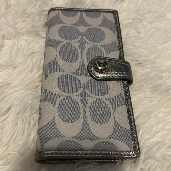 ๐ Authentic Coach Bag and Wallet combo - Picture 10 of 15